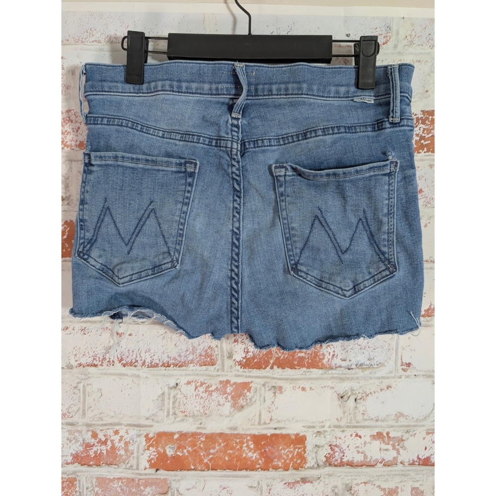 MOTHER Denim Shorts Womens 30 Blue Mid Rise Dazzler Ankle Fray Raw Hem Cutoff - Picture 2 of 8